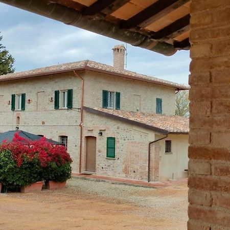 翁布里亚区贾诺Agriturismo Rustichino别墅 外观 照片