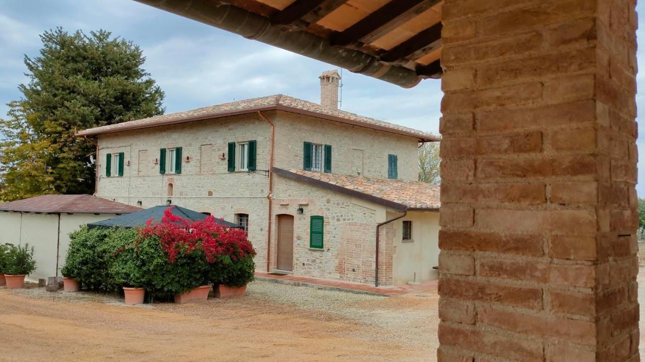 翁布里亚区贾诺Agriturismo Rustichino别墅 外观 照片