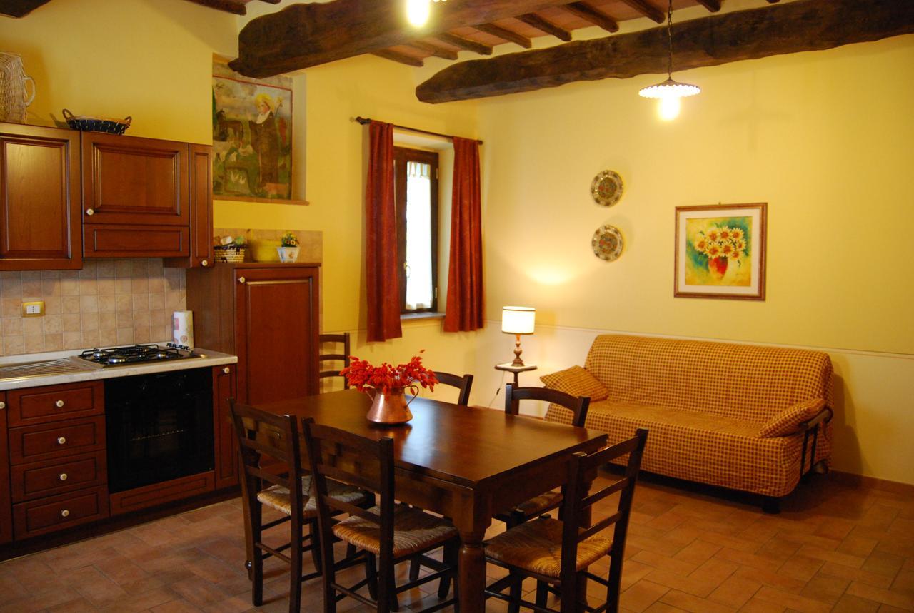 翁布里亚区贾诺Agriturismo Rustichino别墅 外观 照片